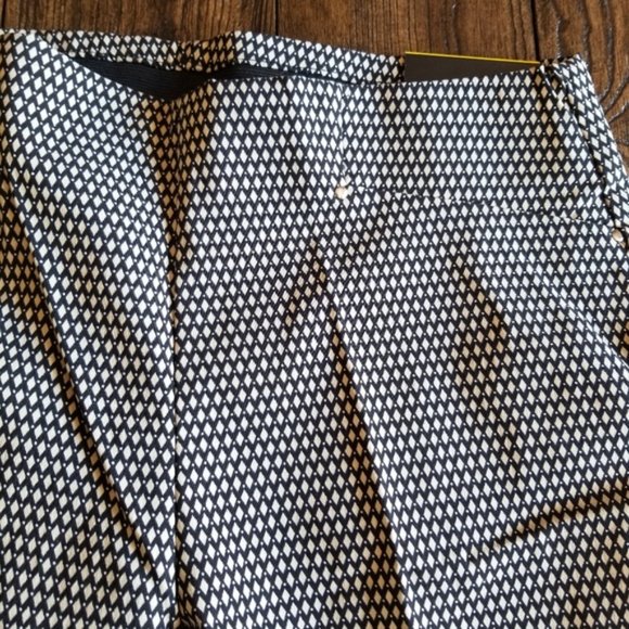Rafaella NWT Diamond Print Dress Pants - Picture 5 of 6